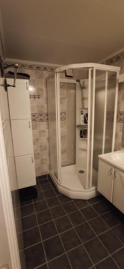 Sleeps 8 - 3 Bedrooms Kristiansand Kültér fotó